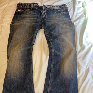 Fresh pair of Diesel Zathan Jeans Sz 33/32